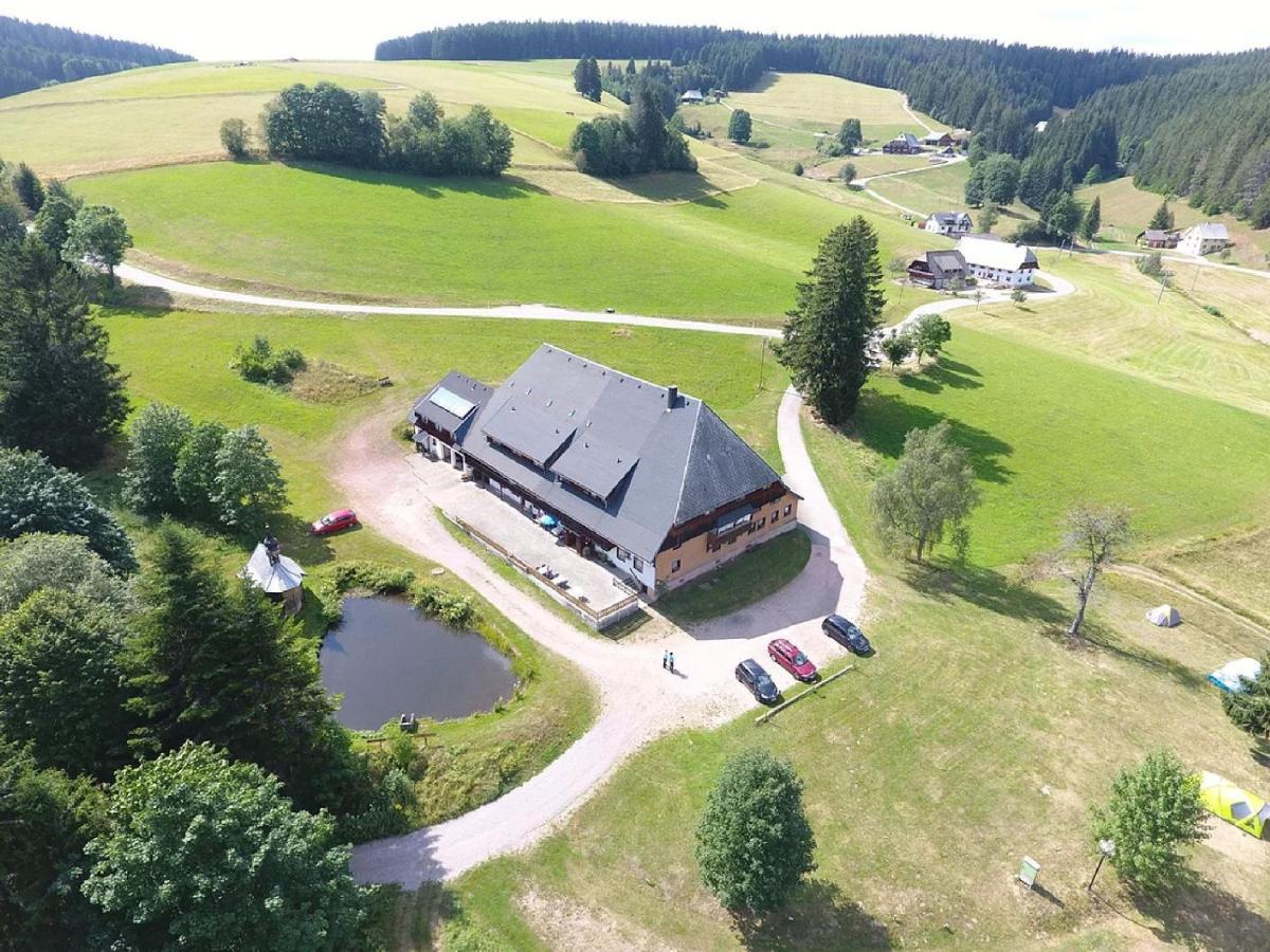Ferienwohnung Zum Wilden Michel Linach Exterior foto